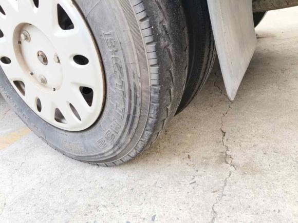 [杭州·赣L] 二手依维柯依维柯褒迪2012款 2.5T-A32 基本型