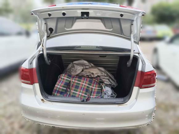 [上海·沪C] 二手大众桑塔纳2015款 1.6L 自动舒适版