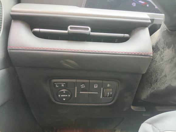 [武汉·鄂W] 二手长安长安览拓者2023款 2.0T自动四驱汽油精英型长箱