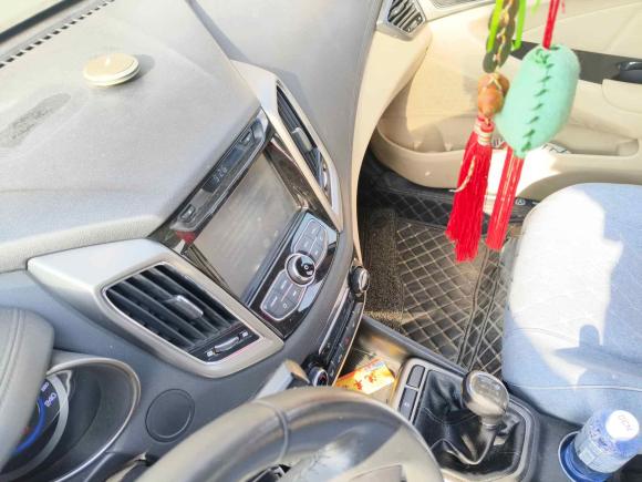 [成都·川A] 二手长安逸动2015款 1.6L 手动豪华型 国V