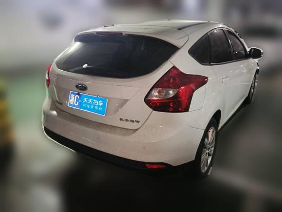 [上海·浙C] 二手福特福克斯2012款 两厢 1.6L 自动舒适型