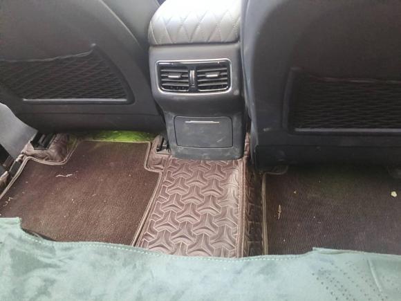 [上海·沪C] 二手红旗红旗HS52022款 改款 2.0T 智联旗享版