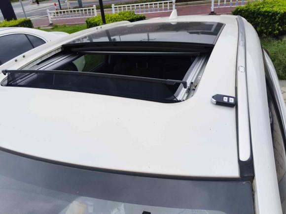 [无锡·苏B] 二手本田本田XR-V2015款 1.8L VTi CVT豪华版