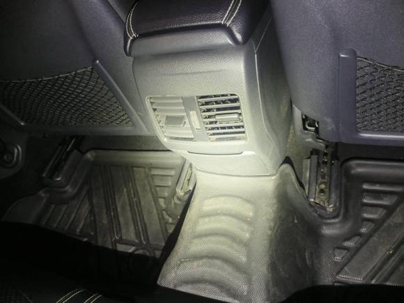 [佛山·粤X] 二手奔驰奔驰GLA2016款 GLA 200 动感型