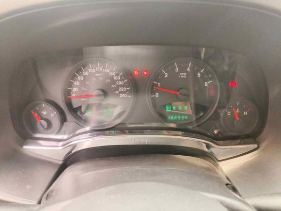 [武汉·鄂A] 二手Jeep自由客2011款 2.4 经典升级版