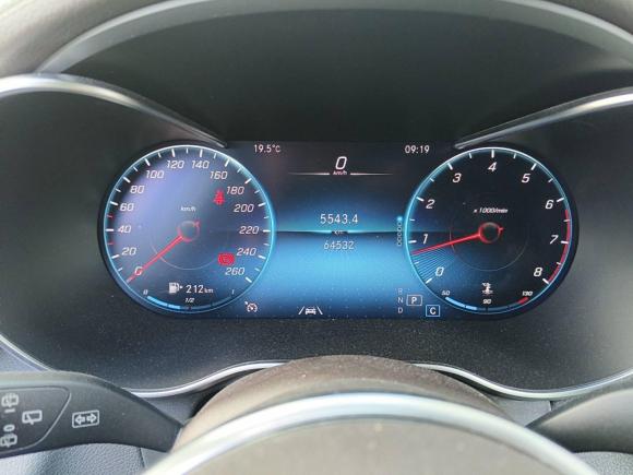 [上海·沪G] 二手奔驰奔驰GLC2020款 GLC 300 L 4MATIC 动感型