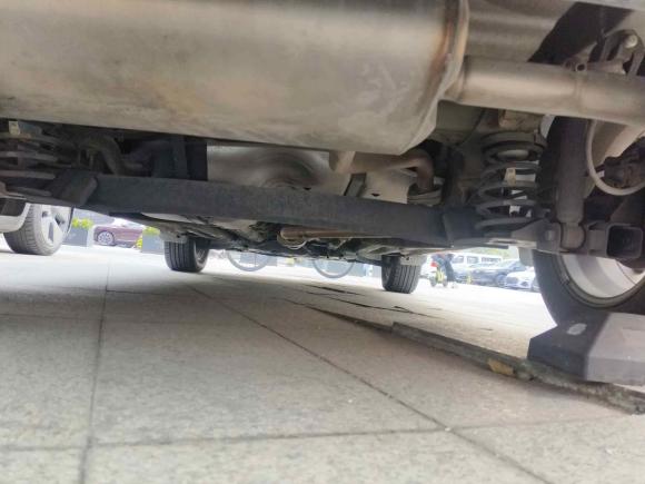 [深圳·粤B] 二手现代北京现代ix252017款 1.6L 手动时尚型