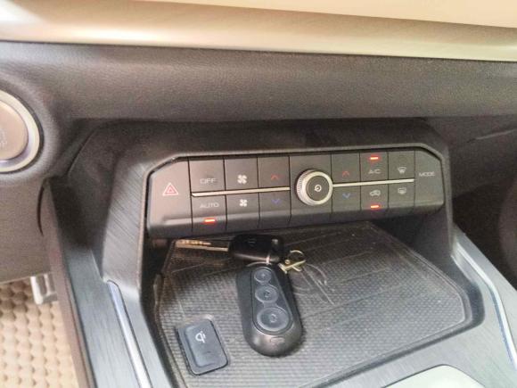 [深圳·粤B] 二手魏牌魏牌 VV62018款 2.0T 两驱旗舰型 国V