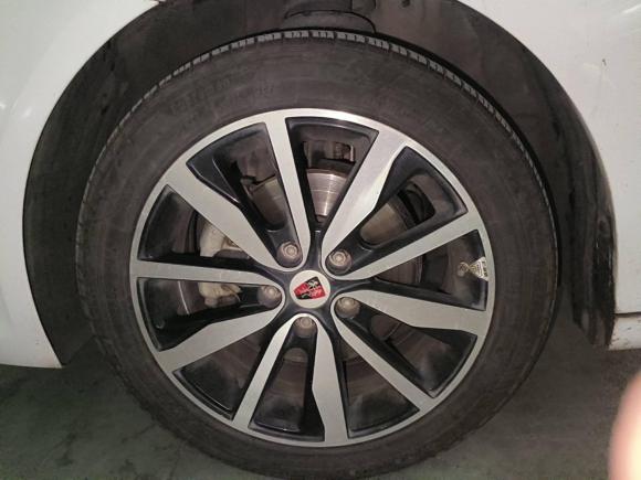 [武汉·鄂A] 二手荣威荣威i6经典2017款 20T 自动互联网智尊版