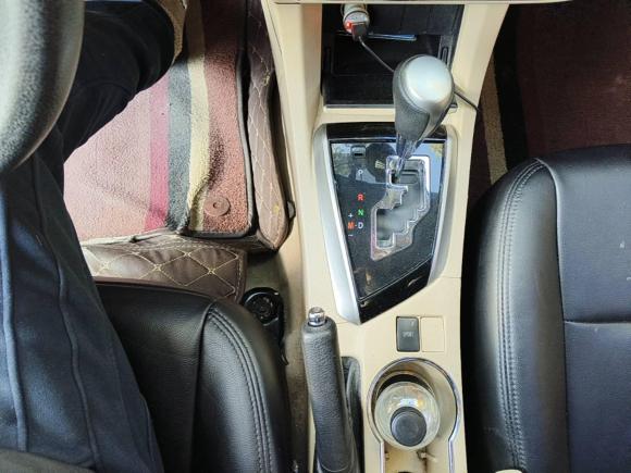 [南京·苏A] 二手丰田卡罗拉2014款 1.6L CVT GL-i