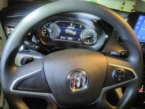 [深圳·粤B] 二手别克别克GL82021款 陆上公务舱 652T 舒适型