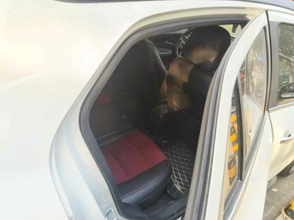 [武汉·鄂A] 二手别克昂科拉2016款 18T 自动两驱都市精英型