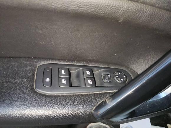 [武汉·鄂W] 二手标致标致4082014款 1.8L 自动豪华版