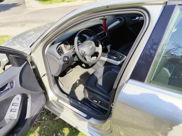 [上海·沪E] 二手奥迪奥迪A4L2015款 30 TFSI 自动舒适型