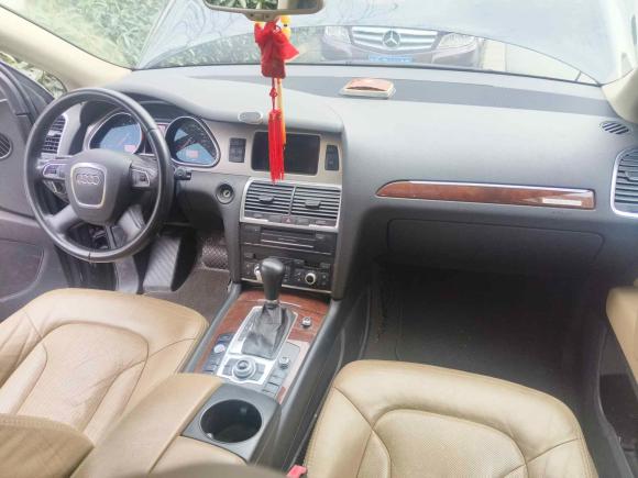 [苏州·苏E] 二手奥迪奥迪Q72011款 3.0 TFSI 进取型(200kW)