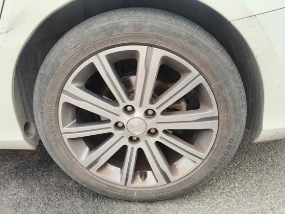 [成都·川A] 二手标致标致4082014款 1.8L 自动豪华版