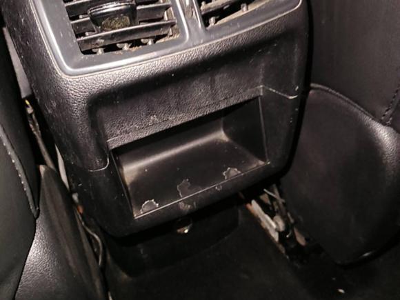 [成都·川A] 二手标致标致30082013款 2.0L 自动潮流版