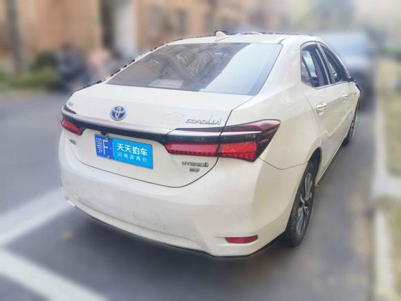 [上海·鄂F] 二手丰田卡罗拉2017款 改款双擎 1.8L E-CVT领先版