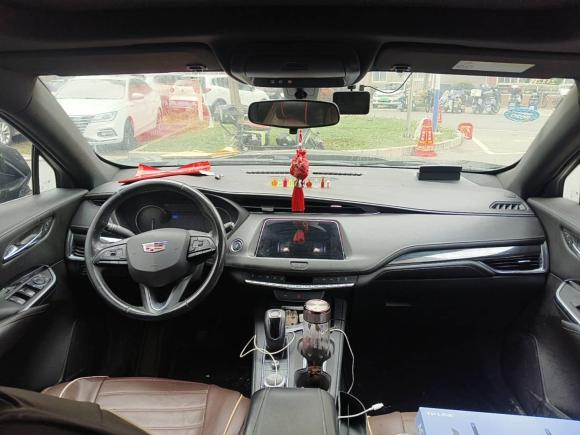 [上海·皖H] 二手凯迪拉克凯迪拉克XT42018款 28T 两驱技术型