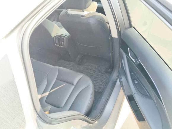 [深圳·粤L] 二手奔腾奔腾B702023款 第三代 1.5T 自动畅享型