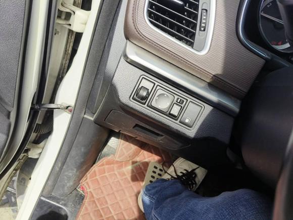 [苏州·苏E] 二手东风风行风行CM72018款 2.0T 自动豪华型