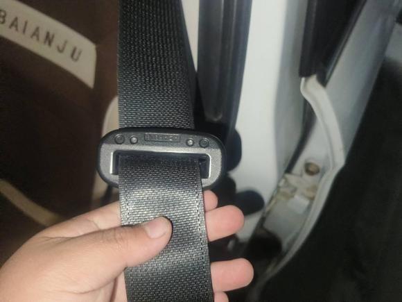 [嘉兴·皖L] 二手一汽森雅R72016款 1.6L 手动智能型