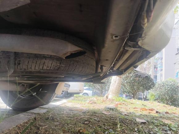 [嘉兴·浙F] 二手上汽大通MAXUS新途V802018款 2.5T AMT傲运通长轴中顶7/10座