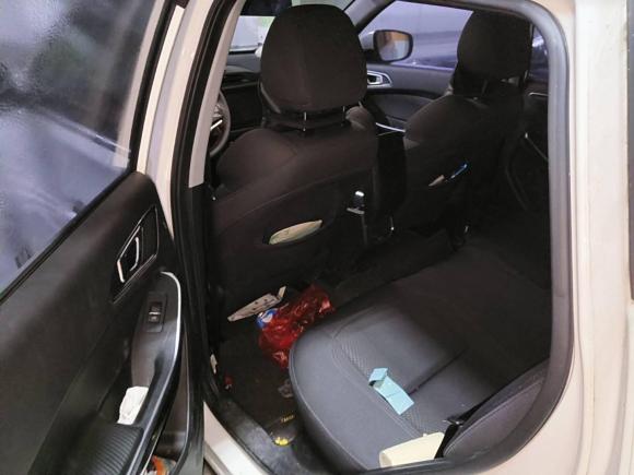 [合肥·皖A] 二手奇瑞瑞虎5x2017款 1.5T 手动时尚型