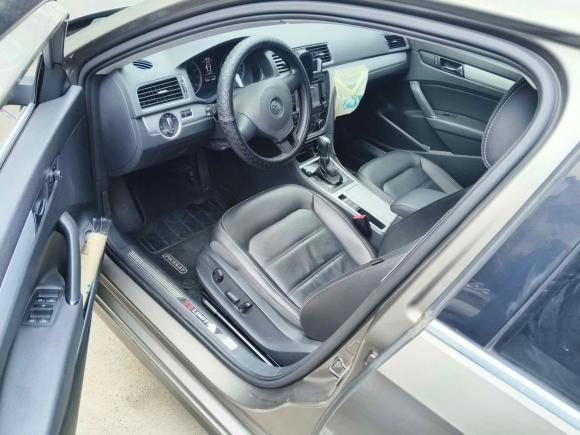 [上海·沪C] 二手大众帕萨特2014款 1.8TSI DSG 30周年纪念版