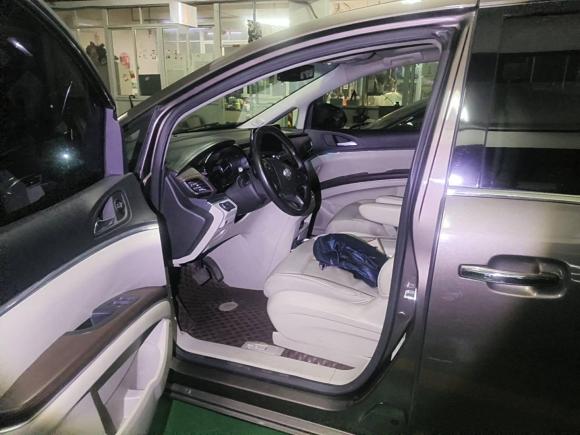 [杭州·浙A] 二手别克别克GL82020款 陆上公务舱 652T 豪华型