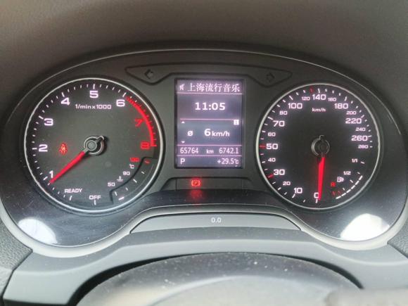 [上海·沪D] 二手奥迪奥迪A32018款 30周年年型 Sportback 35 TFSI 时尚型