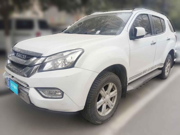 五十鈴mu-X牧游俠2017款 3.0T 四驅(qū)自動(dòng)尊享型 5座 國(guó)IV「西安二手車」「天天拍車」