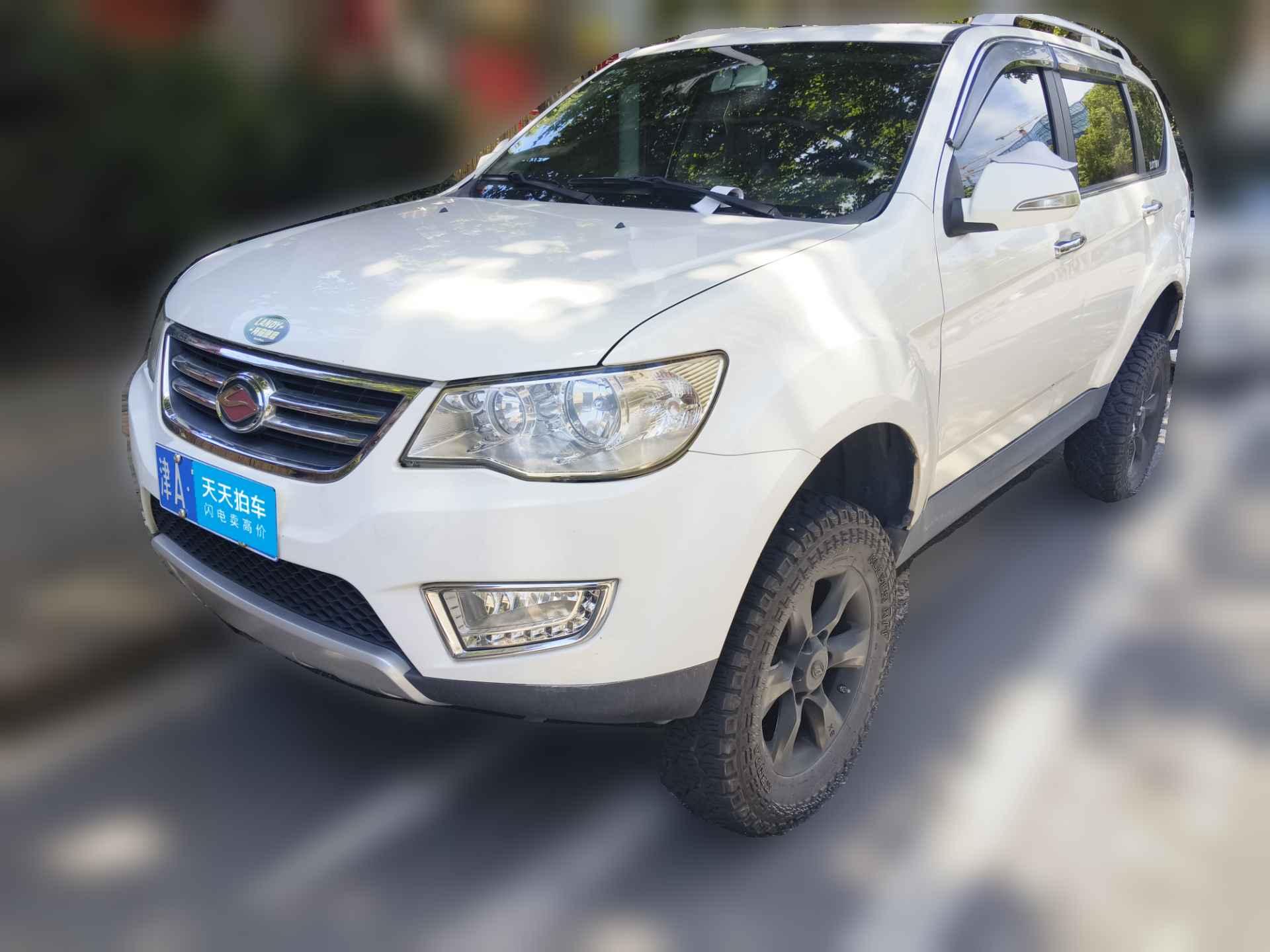 [武汉·津A] 陆风陆风X82015款 探索版 2.0T 汽油4X4超豪华型