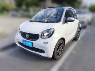 smartsmart fortwo2019款 0.9T 66千瓦硬顶先锋版 国VI
