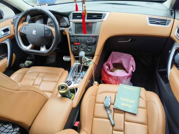 [无锡·苏B] 二手DSDS 62014款 1.6T 尊享版THP200