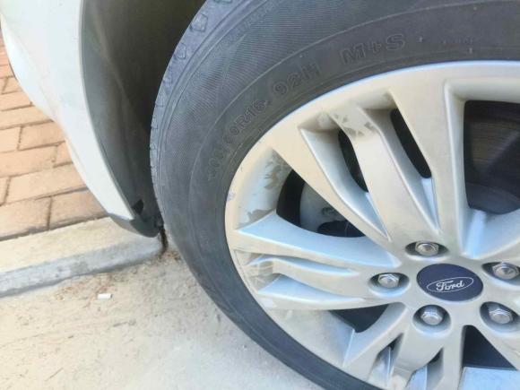 [青岛·鲁B] 二手福特福克斯2012款 两厢 1.6L 手动舒适型