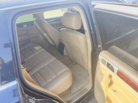 [上海·沪C] 二手大众途锐2007款 4.2L 标准型