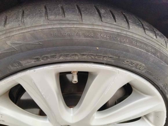 [上海·沪C] 二手沃尔沃沃尔沃V402014款 2.0T 智雅版