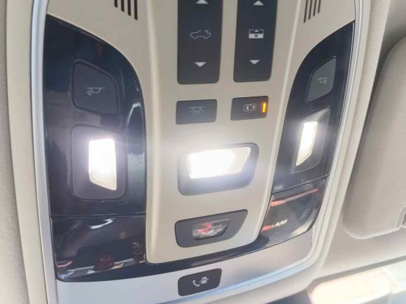 [义乌·浙G] 二手魏牌魏牌 VV62021款 2.0T 两驱智享+