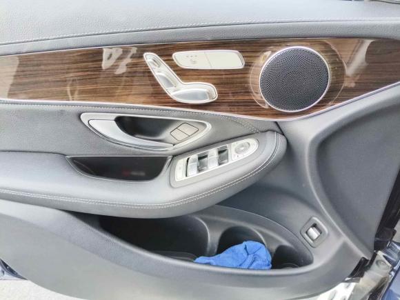 [南京·苏A] 二手奔驰奔驰GLC2019款 GLC 260 4MATIC 豪华型