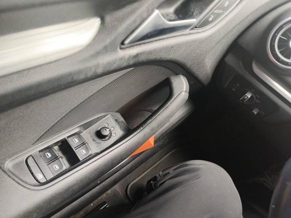 [苏州·苏E] 二手奥迪奥迪A32016款 Limousine 35 TFSI 领英型