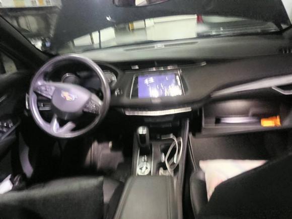 [上海·沪B] 二手凯迪拉克凯迪拉克XT42018款 28T 两驱技术型