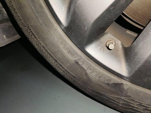 [深圳·粤B] 二手威马汽车威马EX52018款 EX5 400 Lite探索版