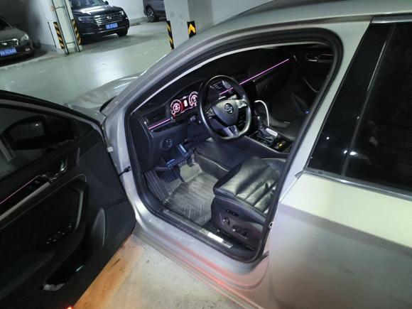 [杭州·浙A] 二手斯柯达速派2019款 TSI330 DSG豪华版