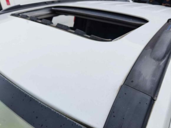 [南京·苏A] 二手Jeep指南者2012款 2.0L 两驱豪华版