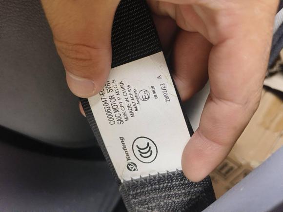 [宁波·浙B] 二手上汽大通MAXUS新途V802021款 2.0T 手动经典傲运通长轴中顶6/7/8/9座