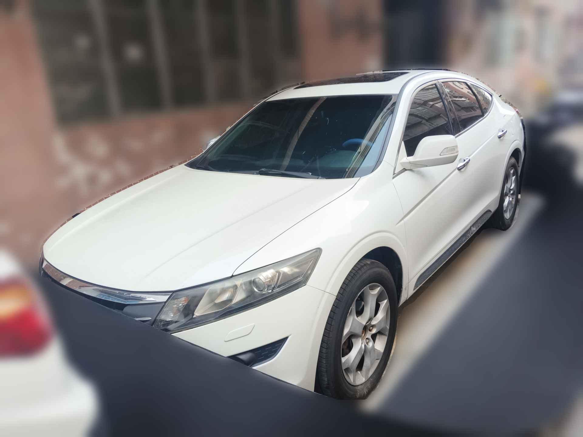 [佛山·粤A] 本田歌诗图2012款 2.4L 豪华版