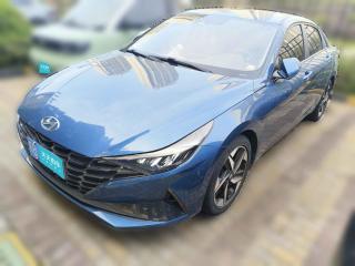 现代伊兰特2021款 1.5L CVT LUX尊贵版