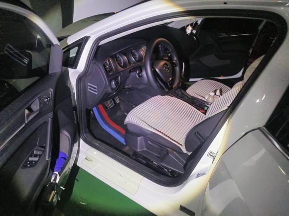 [杭州·黑A] 二手大众高尔夫2015款 1.4TSI 自动舒适型