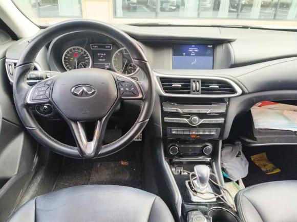 [嘉兴·浙F] 二手英菲尼迪英菲尼迪QX302018款 1.6T 两驱时尚版